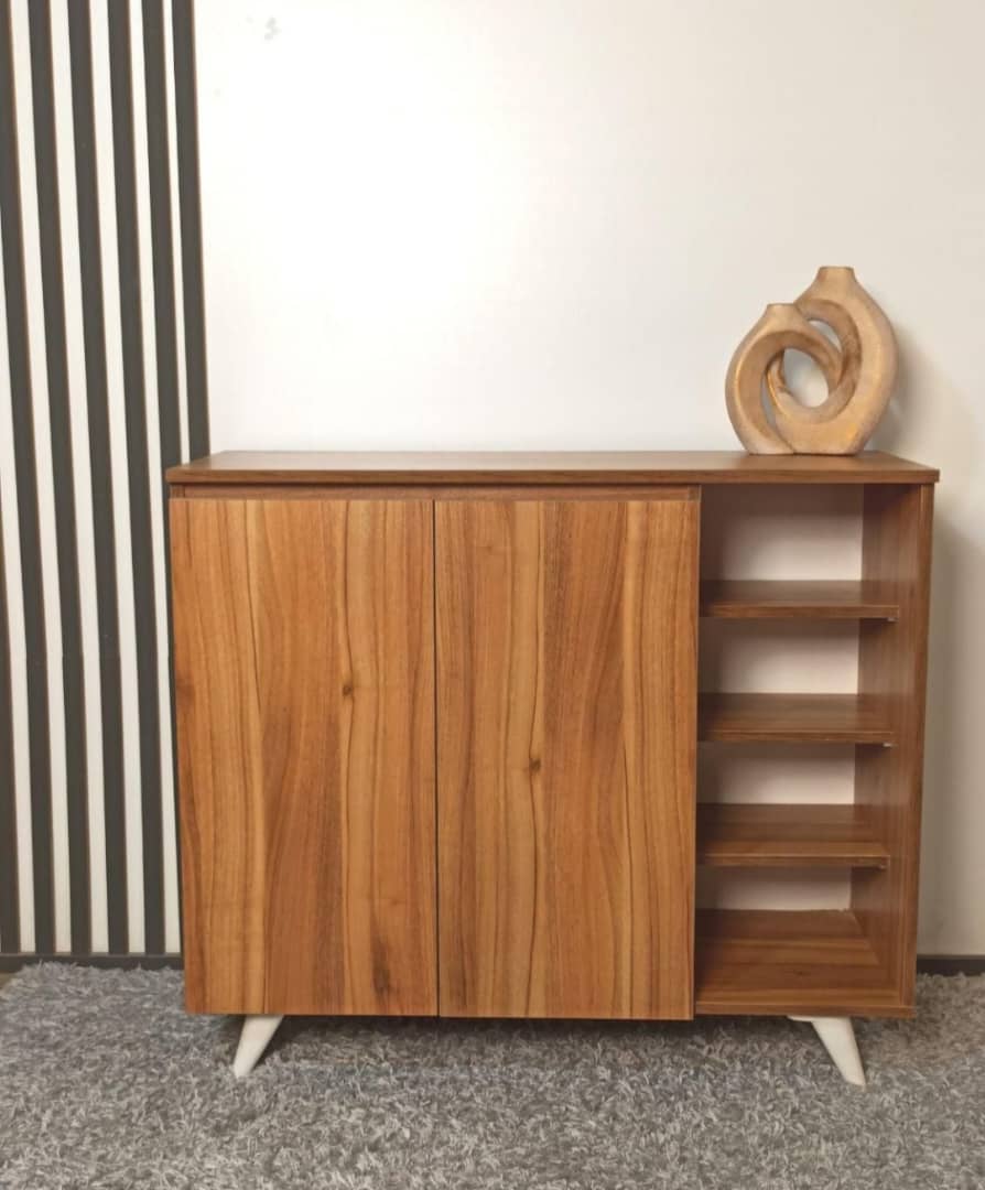 جاکفشی و میز تی وی - تصویر 4