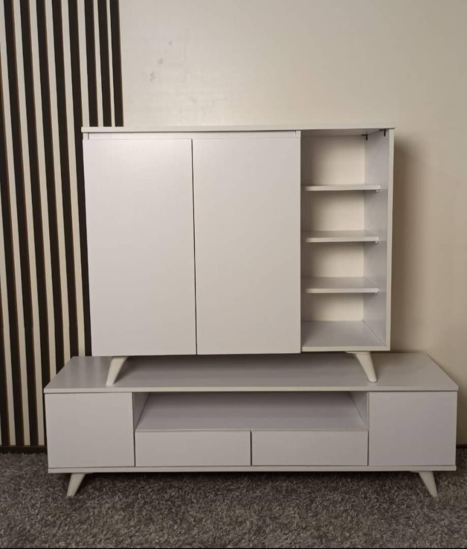 جاکفشی و میز تی وی - تصویر 3